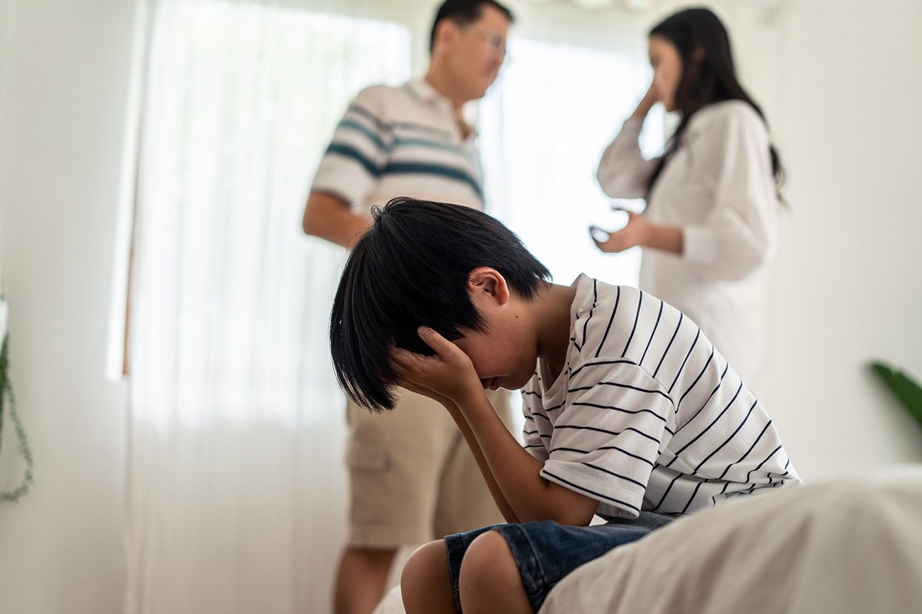 両親の不仲と浮気・不倫が子どもに与える心理的虐待の影響