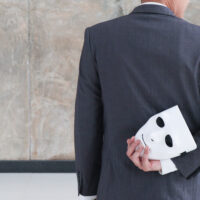 バツ3の夫と結婚して後悔…離婚原因の真相を知る方法【トラスト探偵事務所】