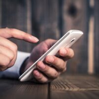 妻の古いスマホから発覚した浮気|残されたLINEとGmailが示す“過去の真実”【トラスト探偵事務所】