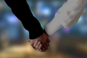 年末は「短時間不倫」が増える？駆け込み接触の特徴と見抜き方