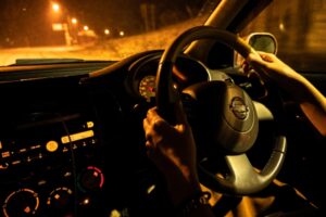 浮気調査で見えてくる「飲酒運転」